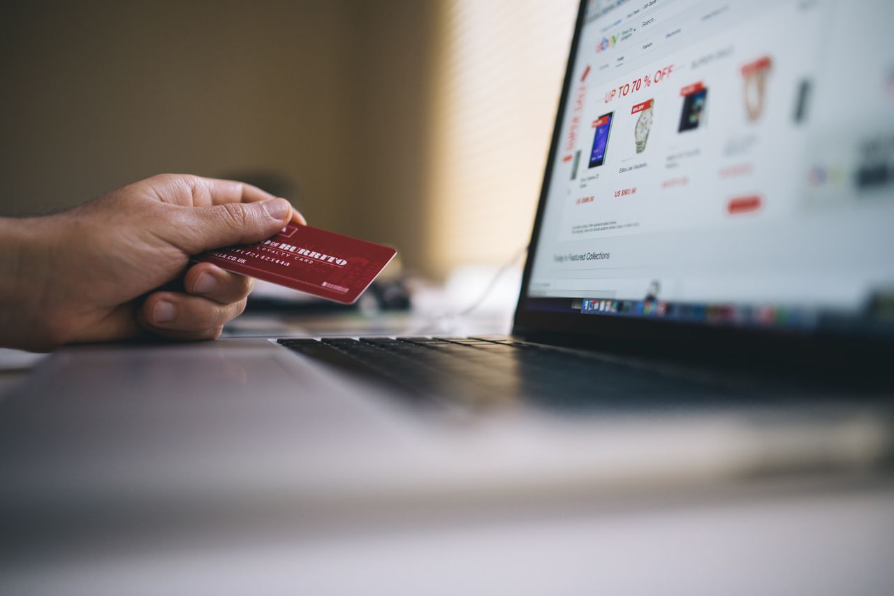 12 AI Marketing Tips for Beginners to Improve Online Sales